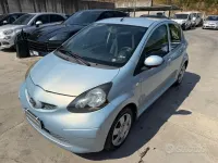 Usata Toyota Aygo 68 CV (50 kW) 2006 Bluazzurro Utilitaria