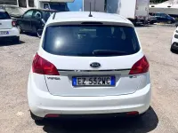 Usata Kia Venga Active 90 CV (66 kW) 2015 Bianco Utilitaria