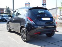 Usata Lancia Ypsilon Silver 70 CV (51 kW) 2023 Nero metallizzato Utilitaria