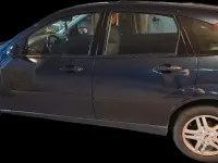 Usata Ford Focus 116 CV (85 kW) 2001 Blu Berlina