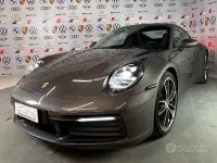 Usata Porsche 911 Carrera 4 385 CV (283 kW) 2021 Grigio Coupé