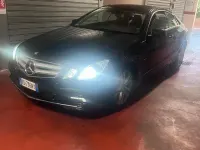 Usata Mercedes E220 170 CV (125 kW) 2010 Nero Coupé