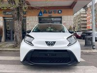 Usata Toyota Aygo X Active 69 CV (50 kW) 2022 Bianco SUV