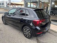 Usata VW Polo 95 CV (69 kW) 2022 Nero metallizzato Utilitaria