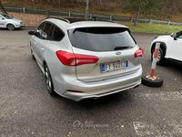 Usata Ford Focus 120 CV (88 kW) 2019 Argento Station wagon