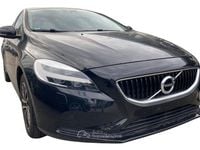 Usata Volvo V40 Momentum 150 CV (110 kW) 2016 Nero Berlina