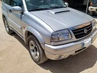 Usata Suzuki Vitara 109 CV (80 kW) 2005 Grigio SUV