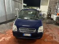 Usata Opel Agila Njoy 75 CV (55 kW) 2004 Blu Monovolume