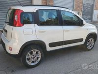 Usata Fiat Panda 4x4 S 75 CV (55 kW) 2013 Bianco Utilitaria