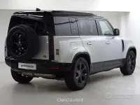 Usata Land Rover Defender SE Dynamic 249 CV (183 kW) 2023 Grigio SUV