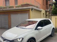 Usata VW Golf VII Highline 110 CV (80 kW) 2014 Berlina