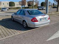 Usata Mercedes E200 Avantgarde 163 CV (119 kW) 2002 Berlina
