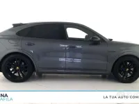 Gebraucht Porsche Cayenne 305 PS (224 kW) 2024 Grau SUV