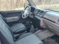 Usata Suzuki Jimny 80 CV (58 kW) 2004 Nero SUV