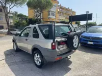 Usata Land Rover Freelander 111 CV (81 kW) 2001 Grigio SUV