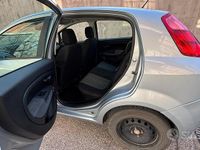Usata Fiat Grande Punto Dynamic 90 CV (66 kW) 2009 Grigio Utilitaria