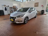Usata Nissan Micra Tekna 90 CV (66 kW) 2018 Grigio Utilitaria