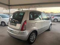 Usata Lancia Musa 95 CV (69 kW) 2009 Argento Monovolume