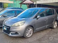 Usata Renault Scénic III XMOD 110 CV (80 kW) 2012 Grigio Monovolume