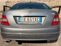 Usata Mercedes C220 Elegance 170 CV (125 kW) 2009 Grigio Berlina