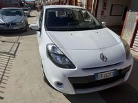 Usata Renault Clio II Dynamique 75 CV (55 kW) 2010 Berlina