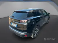 Usata Peugeot 3008 Allure 131 CV (96 kW) 2024 Grigio SUV