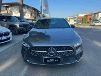 Usata Mercedes A180 116 CV (85 kW) 2019 Grigio Berlina