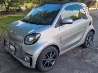 Usata Smart ForTwo Coupé Passion 41 kW (56 CV) 2023 Grigio Utilitaria