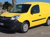 Usata Renault Kangoo 110 CV (80 kW) 2019 Giallo Monovolume