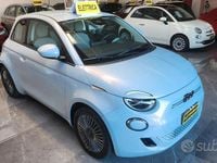 Begagnad Fiat 500e Icon 86 kW (118 HK) 2022 Blå Sedan