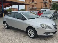 Usata Lancia Delta 165 CV (121 kW) 2010 Argento Utilitaria