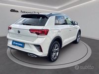 Usata VW T-Roc R-line 150 CV (110 kW) 2023 Ascot grey SUV