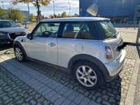 Usado Mini Cooper 122 CV (89 kW) 2010 Plateado Utilitario