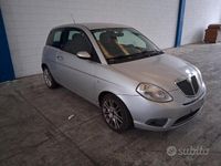 Usata Lancia Ypsilon 70 CV (51 kW) 2006 Utilitaria