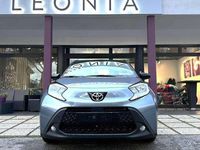 Nuova Toyota Aygo X Team 72 CV (52 kW) 2025 Celestite grey /night sky blac SUV