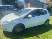 Usata Fiat Grande Punto Dynamic 77 CV (56 kW) 2009 Bianco Utilitaria