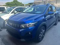 Nuova Dacia Sandero Expression 122 CV (89 kW) 2026 Vari colori Berlina