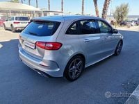 Gebraucht Mercedes B200 Premium 150 PS (110 kW) 2021 Grau Van / Kleinbus