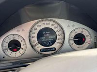 Usata Mercedes E280 Avantgarde 131 CV (96 kW) 2005 Blu/azzurro Berlina