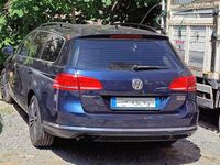 Usata VW Passat Business 140 CV (102 kW) 2012 Blu/azzurro Station wagon