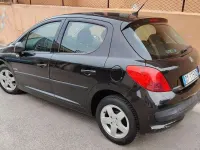 Usata Peugeot 207 90 CV (66 kW) 2009 Nero Berlina