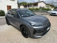 Nuova VW T-Roc Style 116 CV (85 kW) 2026 Grigio scuro SUV