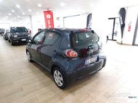 Usata Toyota Aygo 68 CV (50 kW) 2011 Nero Utilitaria