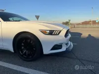Usata Ford Mustang 317 CV (233 kW) 2017 Bianco Coupé