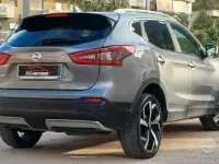 Usata Nissan Qashqai Tekna+ 116 CV (85 kW) 2020 Grigio SUV