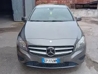 Usata Mercedes A180 109 CV (80 kW) 2013 Grigio Utilitaria