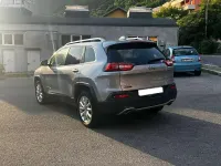 Usata Jeep Cherokee Limited 170 CV (125 kW) 2015 Grigio SUV