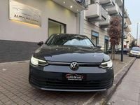 Usata VW Golf VIII Life 116 CV (85 kW) 2023 Grigio Berlina