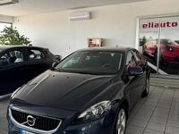 Usata Volvo V40 Kinetic 150 CV (110 kW) 2017 Blu Station wagon