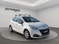 Usata Peugeot 208 Active 102 CV (75 kW) 2020 Bianco pastello Utilitaria